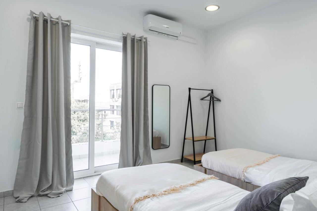 Phaedrus Living: Heraklion City View Flat Buitenkant foto